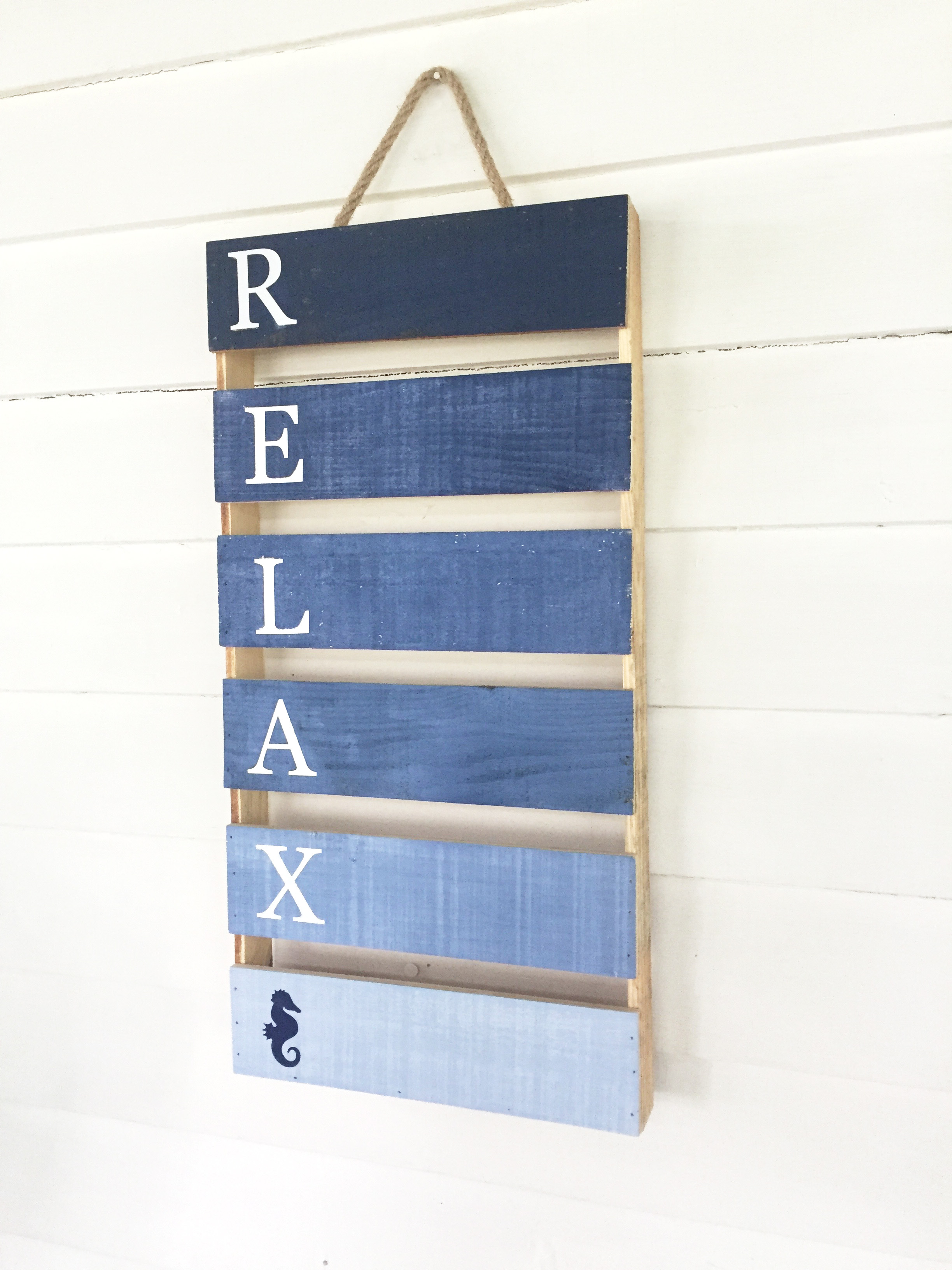 DIY Wooden Pallet Relax Sign with Blue Ombre